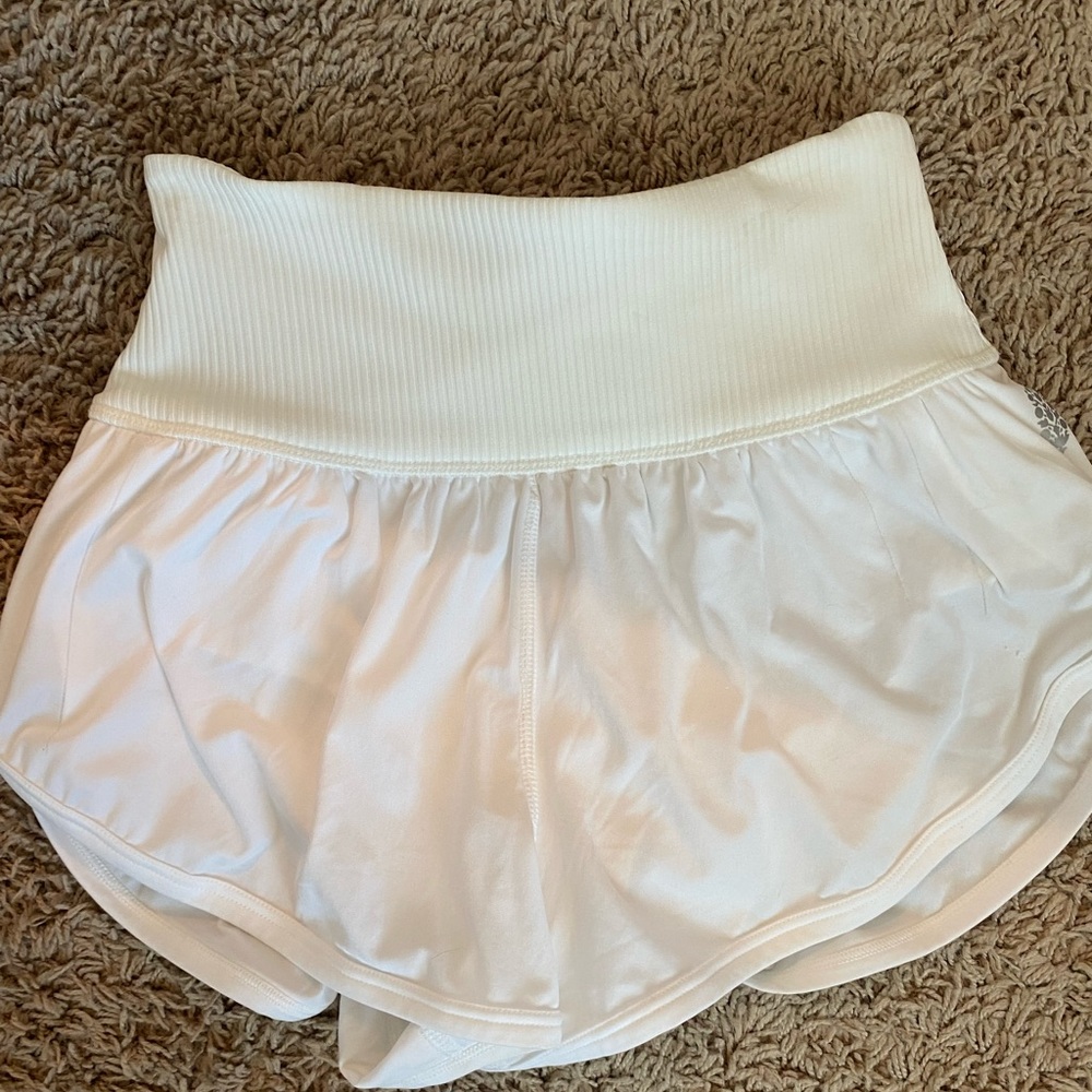 white free people shorts!